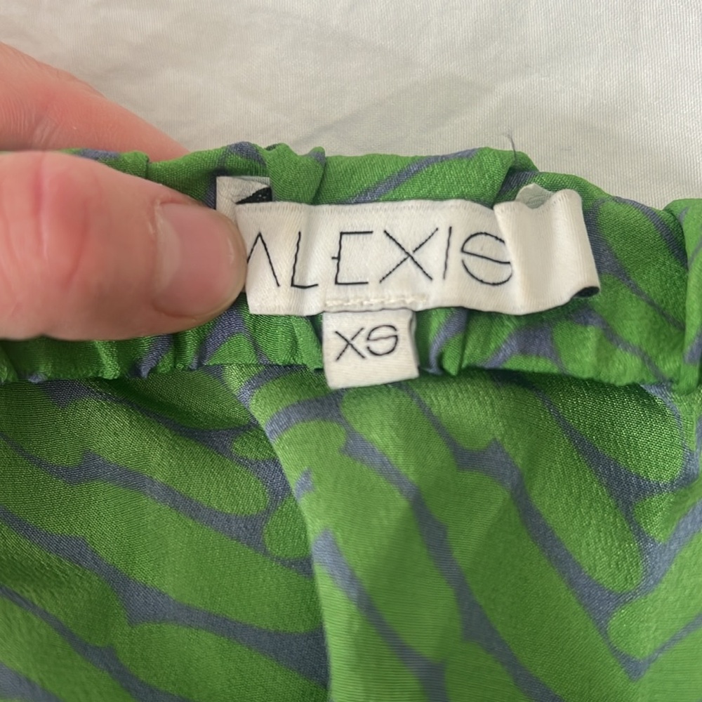 Alexis Romper - Picture 2 of 2